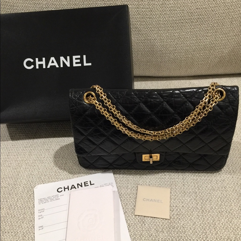 Chanel aged calf 2.55 226 bag. Great condition
